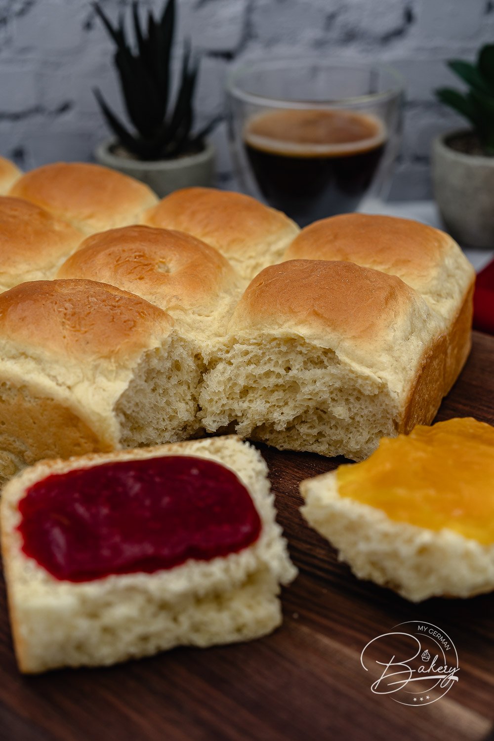 Bestes weiche Amerikanische Dinner Rolls Rezept für fluffige Brioche Buchteln als softe Brötchen ohne Kruste